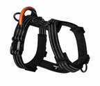 Schwarz reflektierendes Hundegeschirr mit gepolsterten Bereichen, verstellbaren Gurten und robustem Design für große Hunde. Das Outdoor Hundegeschirr bietet Komfort, Sicherheit und eine optimale Passform.
